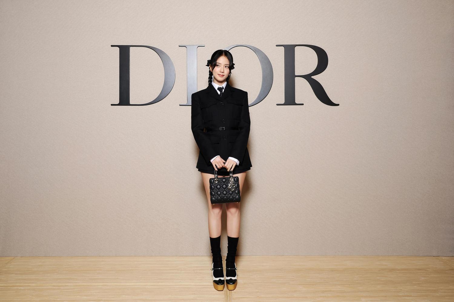 Jisoo pour Dior, Fashion Week de Paris