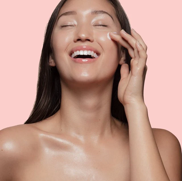 Le slugging : geste dermato ou tendance réseaux ?